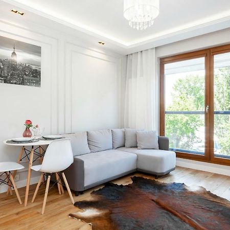 Apartments Warsaw Grzybowska By Renters ภายนอก รูปภาพ
